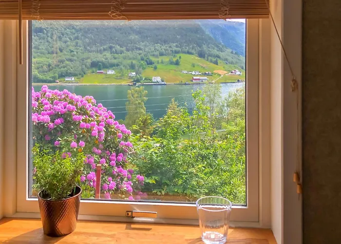 Vakantiehuis Lovely In With Kitchen *